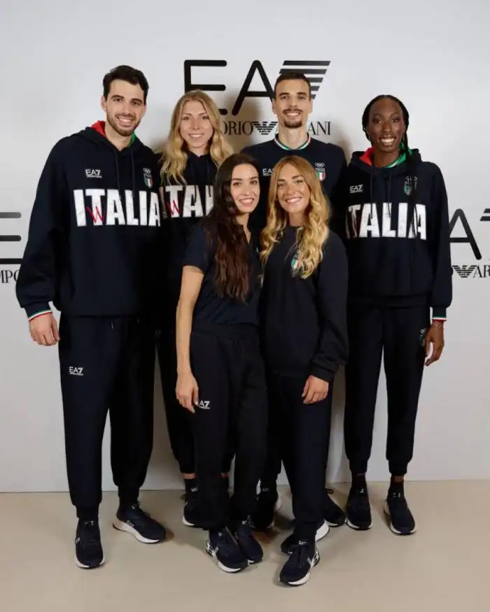 Italia. Fieles a Armani, un clásico.