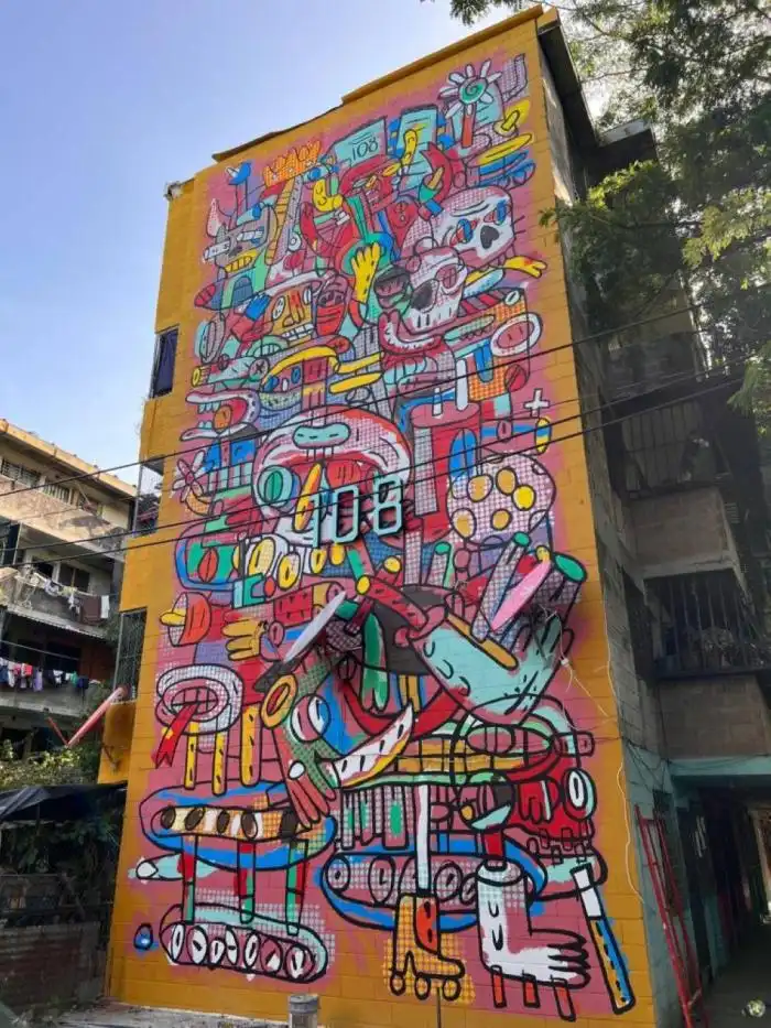 Así quedó el mural del edificio 108 de la Zacamil. / Francisco Valle