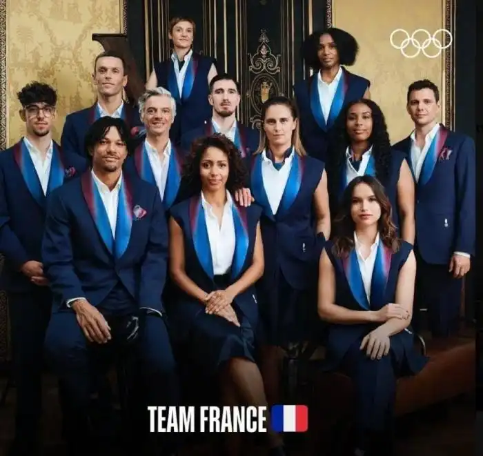 Francia. El anfitrión, un clásico de la elegancia.