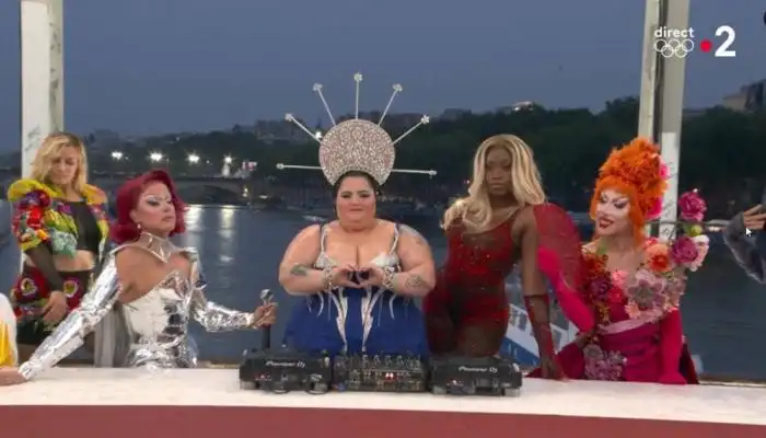 Drag queens, el momento más polémico de la ceremonia.