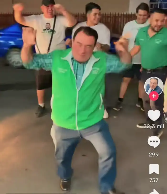 El diputado Reinaldo Carballo, del PDC, es conocido por sus bailes en TikTok.