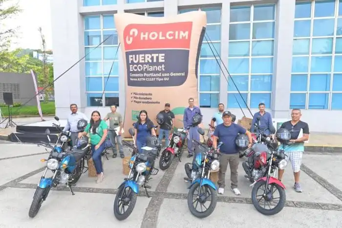 Ganadores de las motocicletas. Cortesía