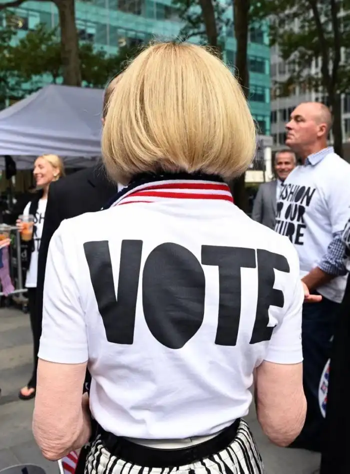 Anna Wintour vistió una camiseta 