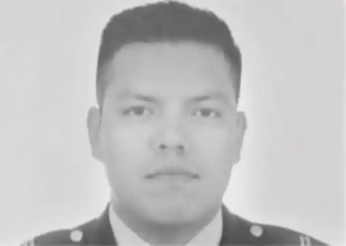 Alexis Alberto Quijano López, teniente piloto de aviación
