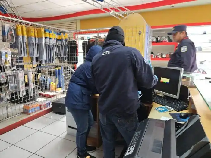 GQ Racing funcionaba como venta de llantas, reparación de vehículos, carwash, entre otros.  /FGR
