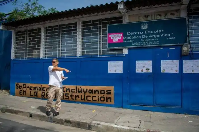 El Centro Escolar República de Argentina abrió matrícula para el año 2025 en medio de las dudas de si habrá infraestructura. Lisbeth Ayala. 