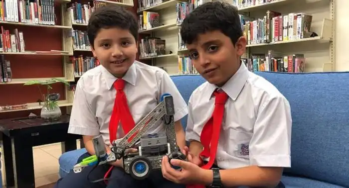 Andrés Sandoval y Alfonso Quiñónez participaron en la categoría elementary y ganaron el reconocimiento de bronce. / Francisco Valle.