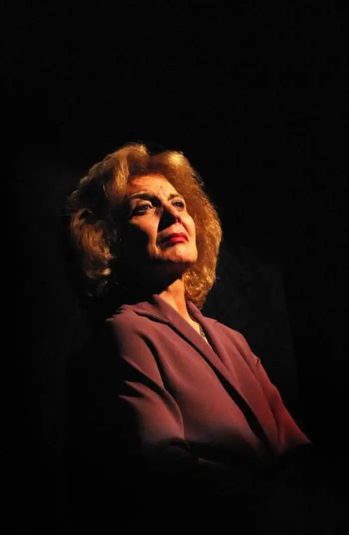 Marisa Paredes durante una sesión fotográfica para Europa Press, a 03 de septiembre de 2008, en Madrid (España).</p>
<p>Europa Press Reportajes / Europa Press
CATEGORY_CODE_SHO
03/9/2008